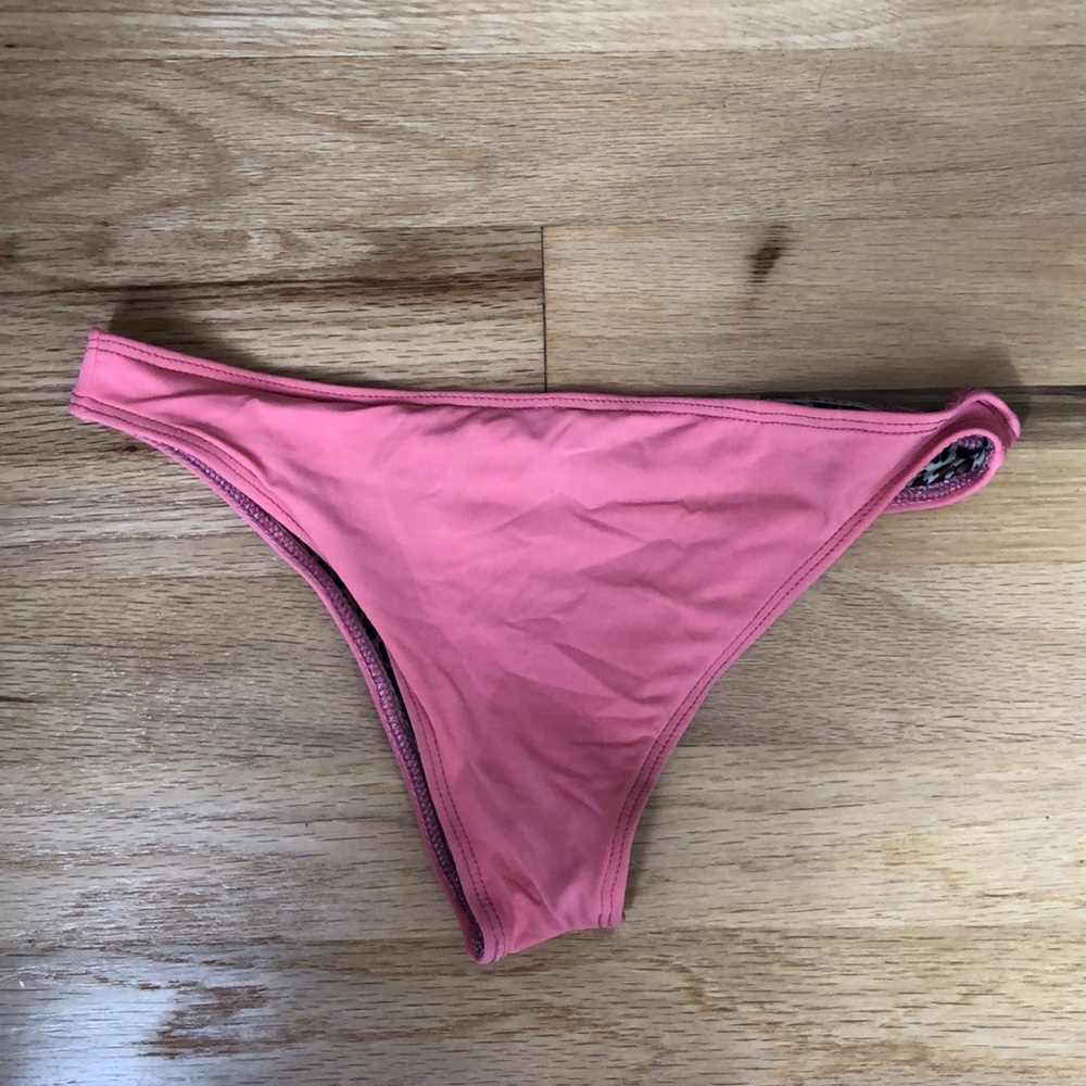 Peach bottoms